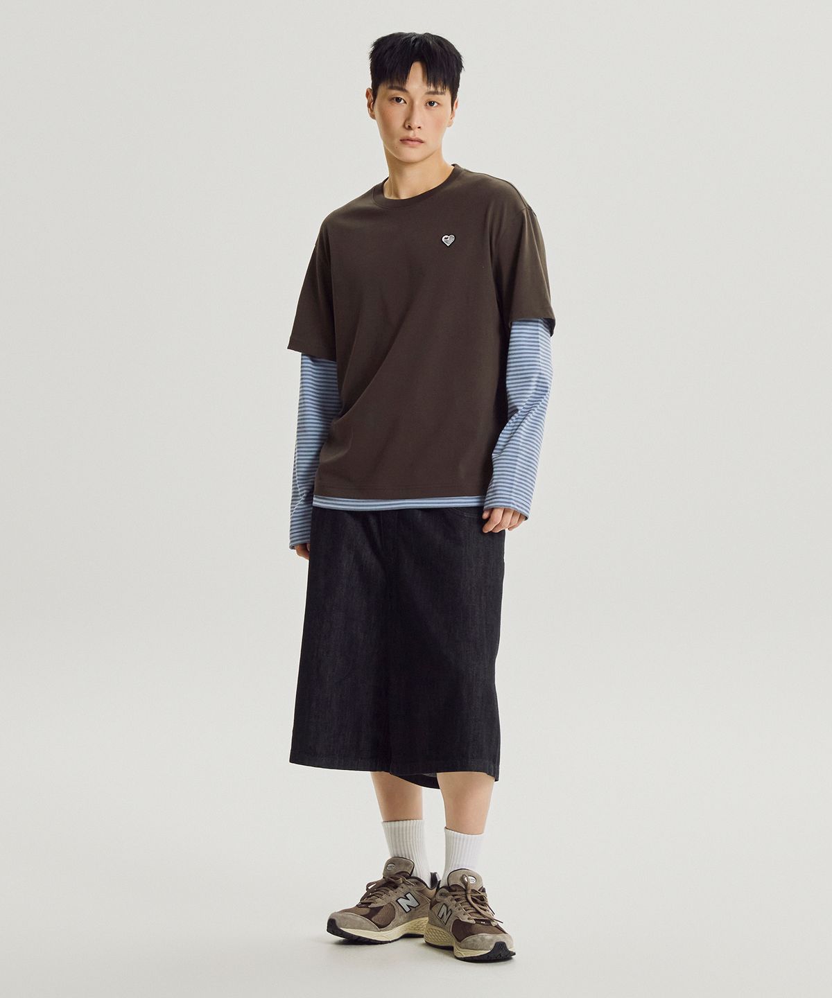 뉴발란스(NEW BALANCE) NBNDG4A013 / MINIMAL HEART COLLECTION 레이어드 긴팔티 (BROWN)