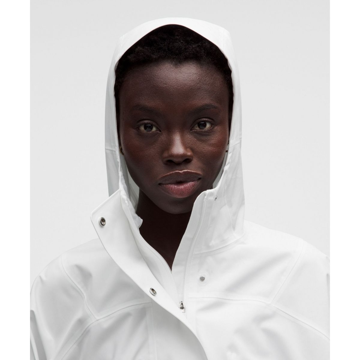 룰루레몬(LULULEMON) 레인 체이서 재킷  WHT
