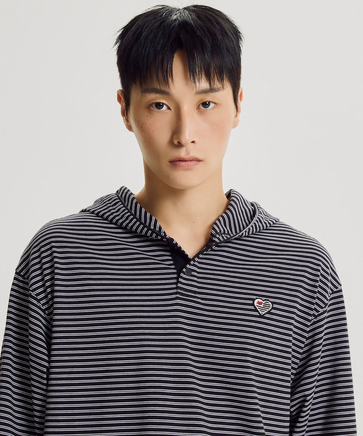 뉴발란스(NEW BALANCE) NBN0G4A013 / MINIMAL HEART COLLECTION 후드 롱슬리브 (BLACK)