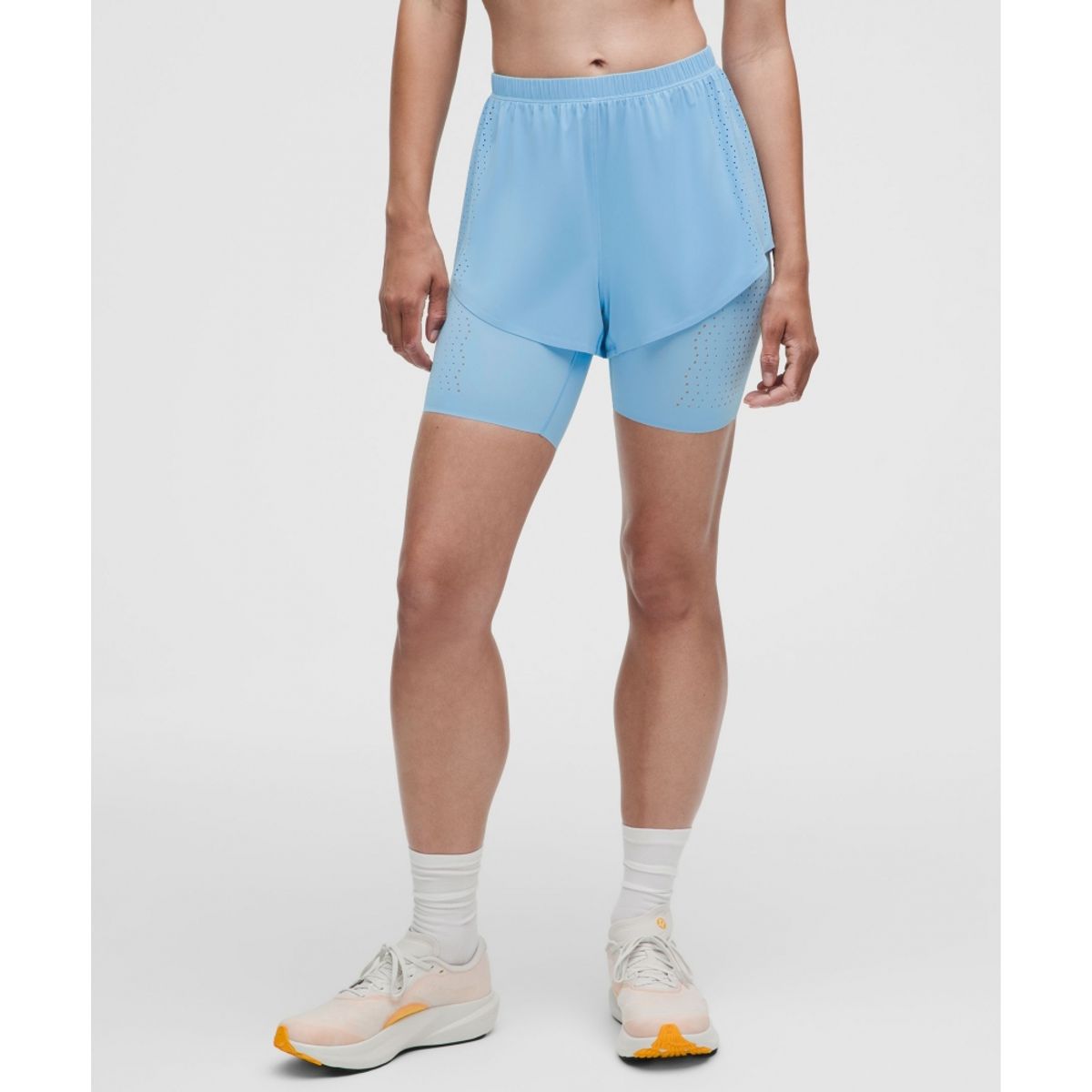 룰루레몬(LULULEMON) 슬릭 퍼포레이티드 투인원 하이라이즈 쇼츠  DEAM