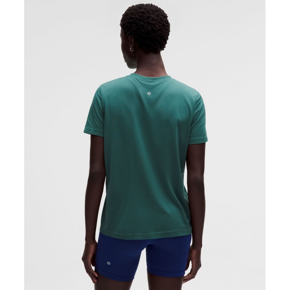 룰루레몬(LULULEMON) 스위프틀리 릴랙스드 숏슬리브 셔츠 *업데이트 핏  DMAR DMAR