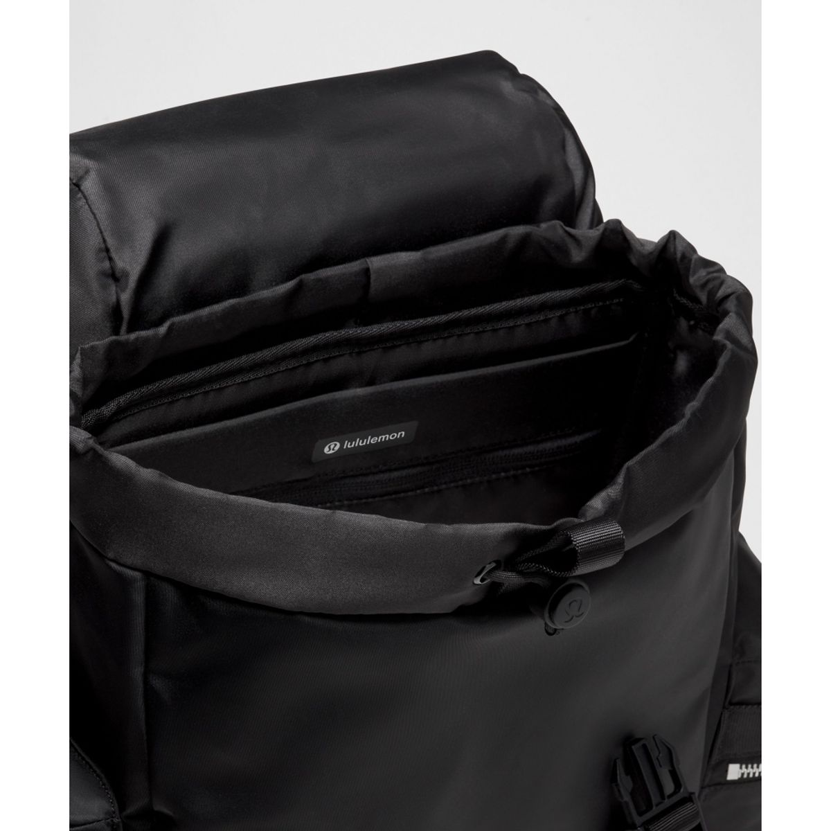룰루레몬(LULULEMON) 원더러스트 백팩 스몰 14L *그립 핸들  BLK SLVR
