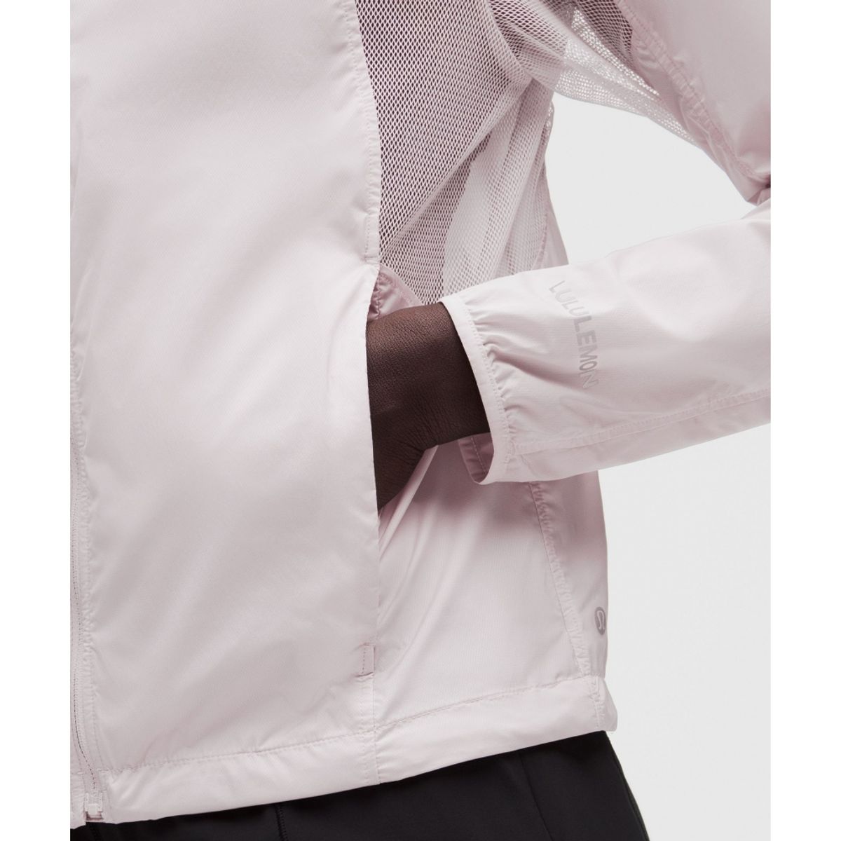 룰루레몬(LULULEMON) 벤틸레이티드 패커블 러닝 재킷  ICYT