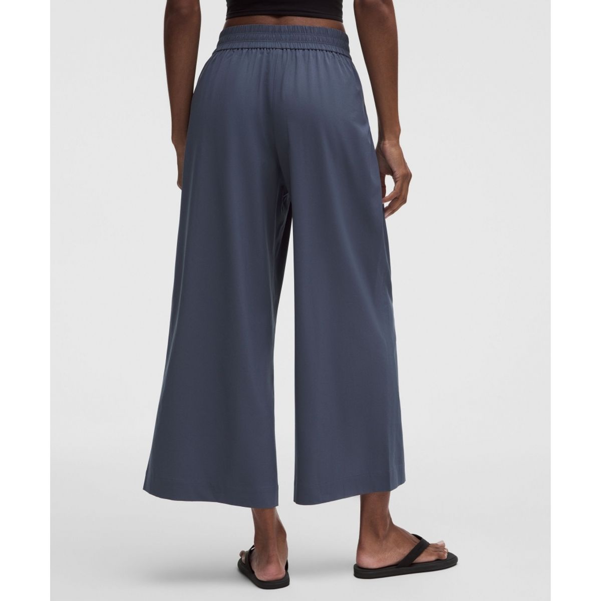 룰루레몬(LULULEMON) 브리즐리 미드라이즈 크롭 팬츠  DDND