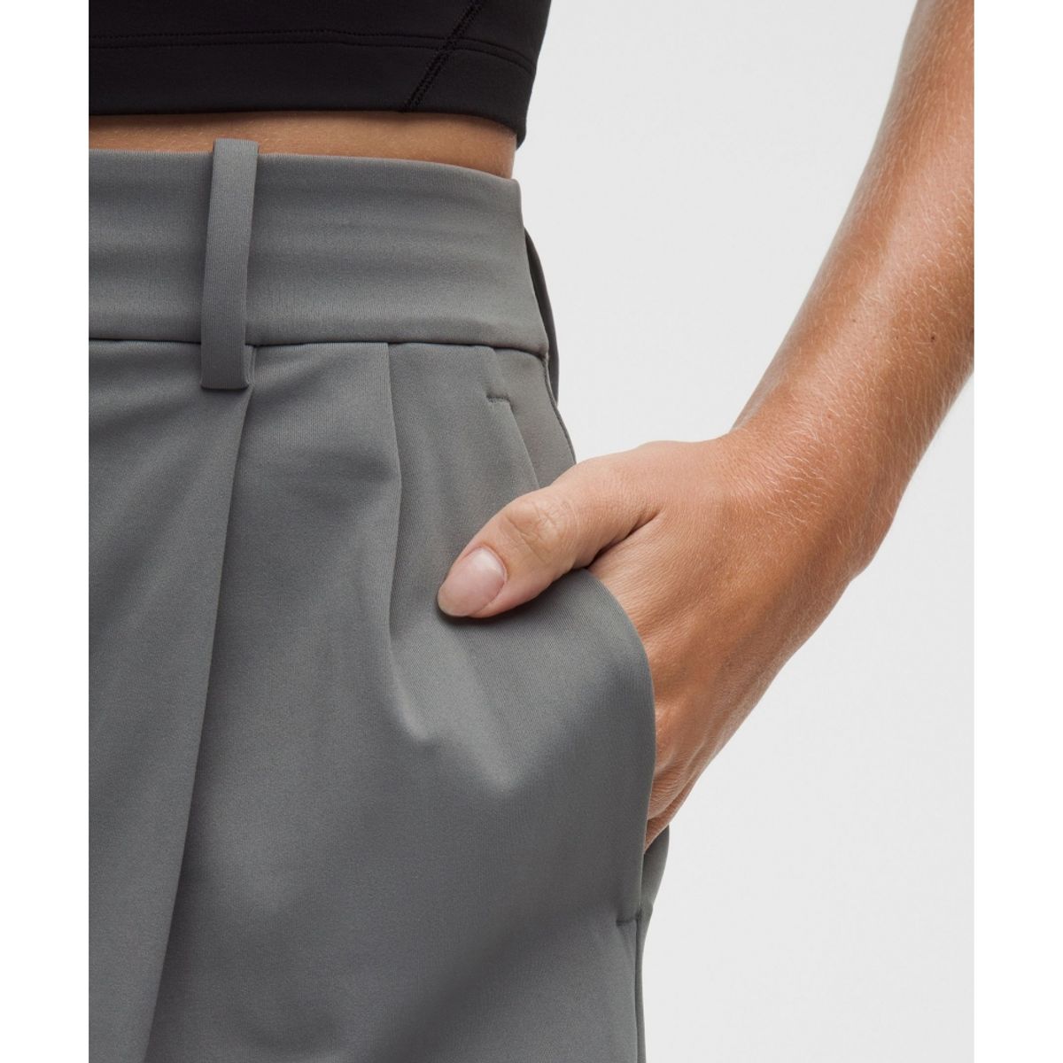 룰루레몬(LULULEMON) 데이드리프트 플리티드 하이라이즈 쇼츠 5inch  ONGE