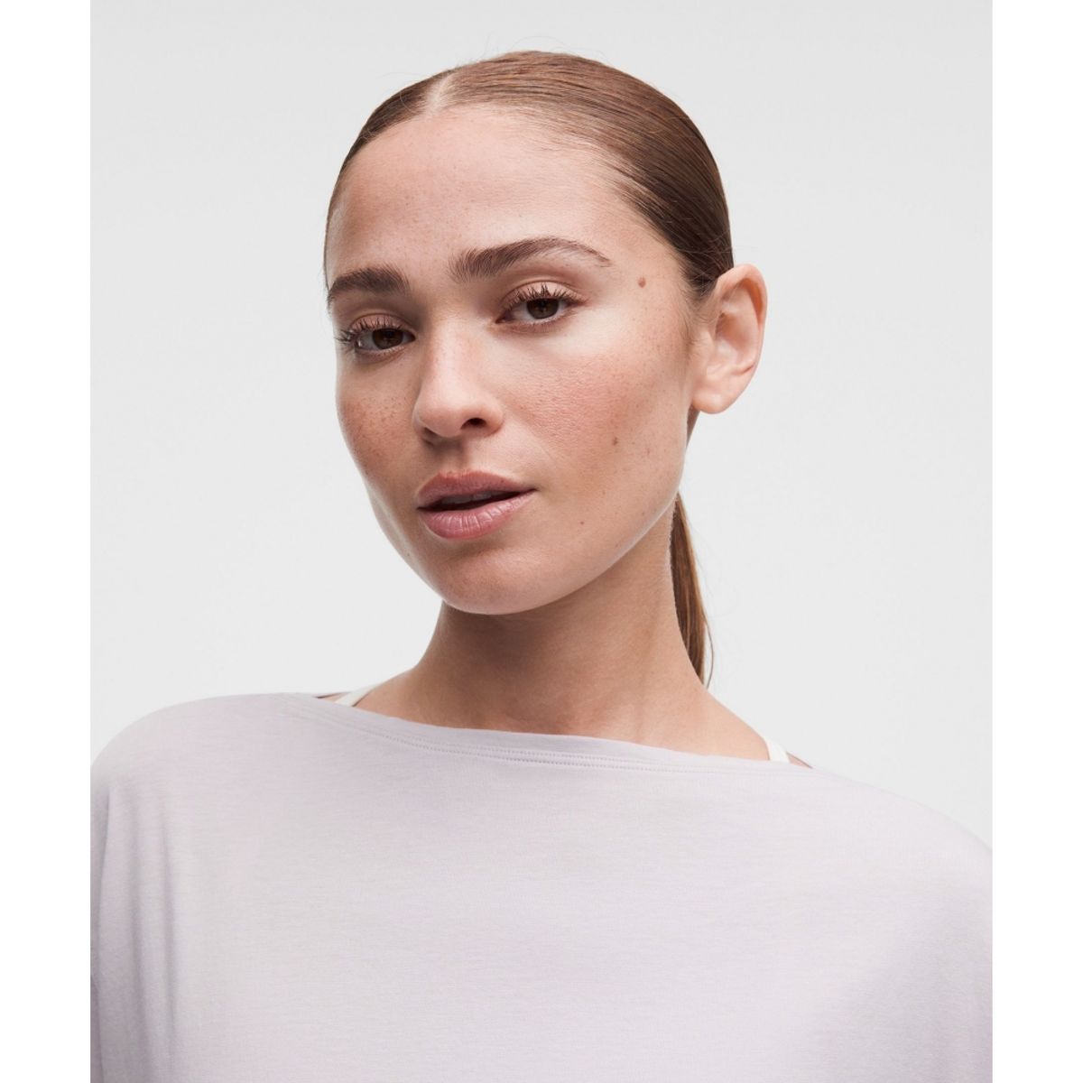 룰루레몬(LULULEMON) 백 인 액션 코튼 티셔츠  ICYT