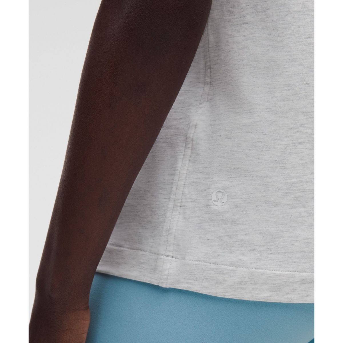 룰루레몬(LULULEMON) 더 클래식 저지 티  HCUG