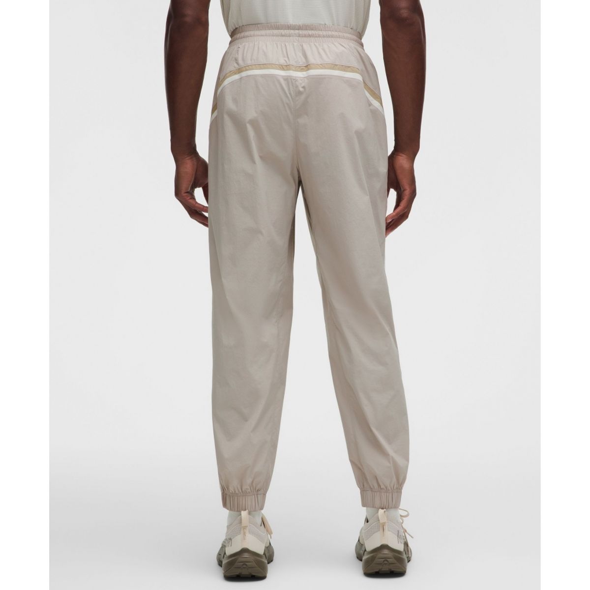 룰루레몬(LULULEMON) 페이스 브레이커 글라이드 조거 *레귤러  DOWN LTIV RUCU