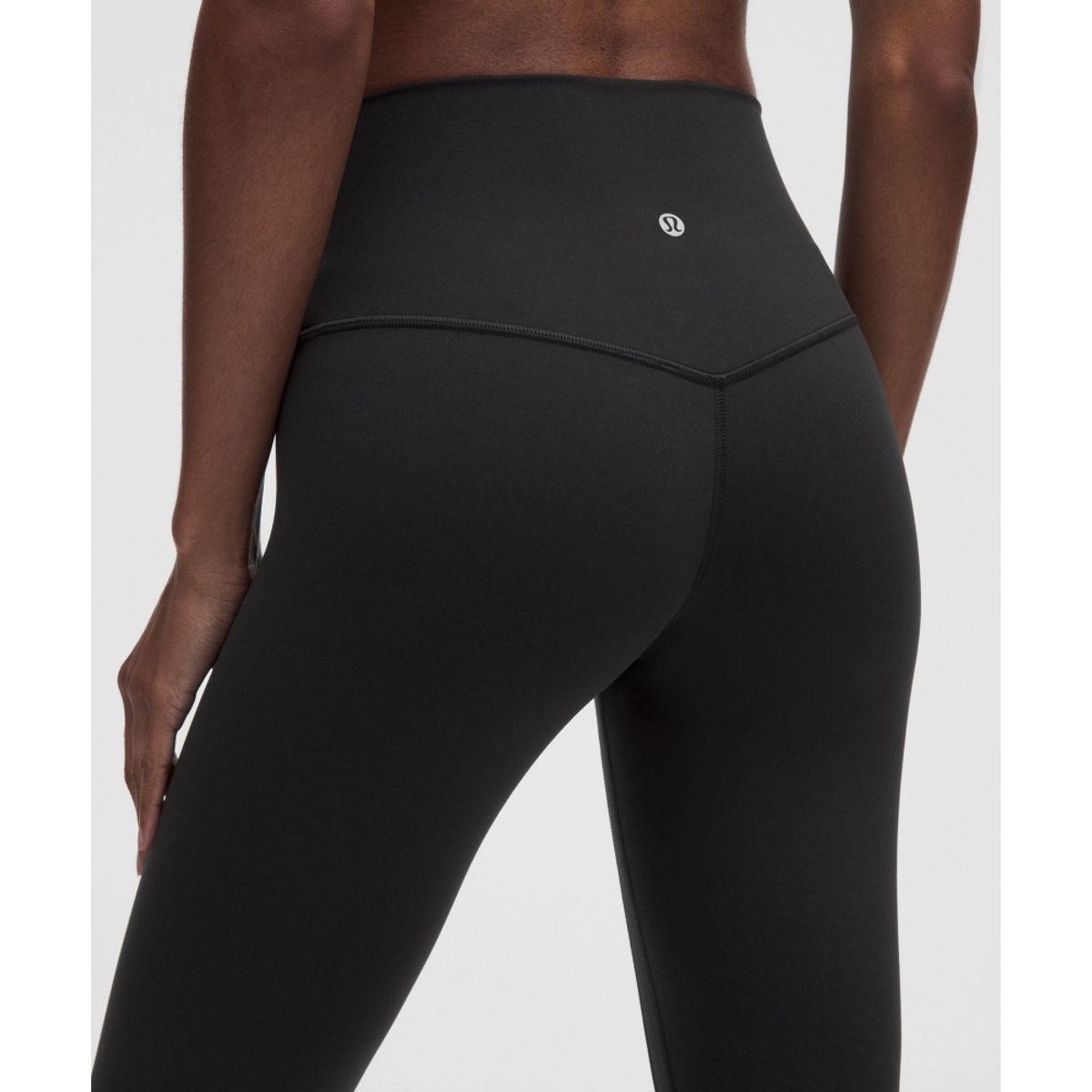 룰루레몬(LULULEMON) Align No Line™ 하이라이즈 크롭 21inch  BLK