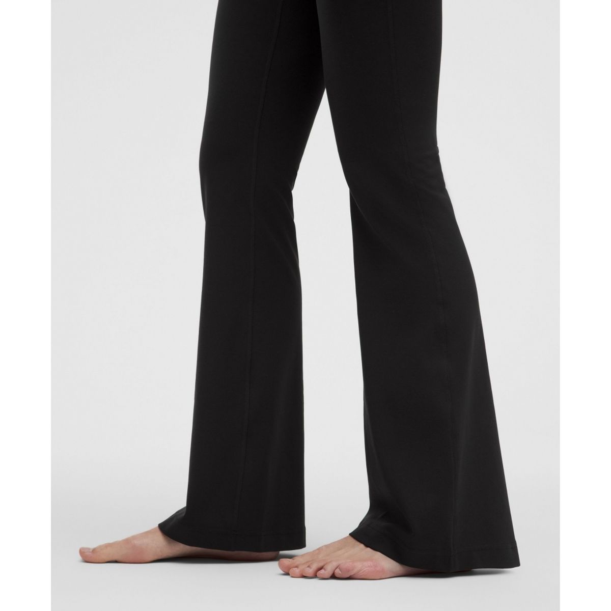 룰루레몬(LULULEMON) 그루브 노라인 하이라이즈 플레어드 팬츠 *아시아 핏  BLK
