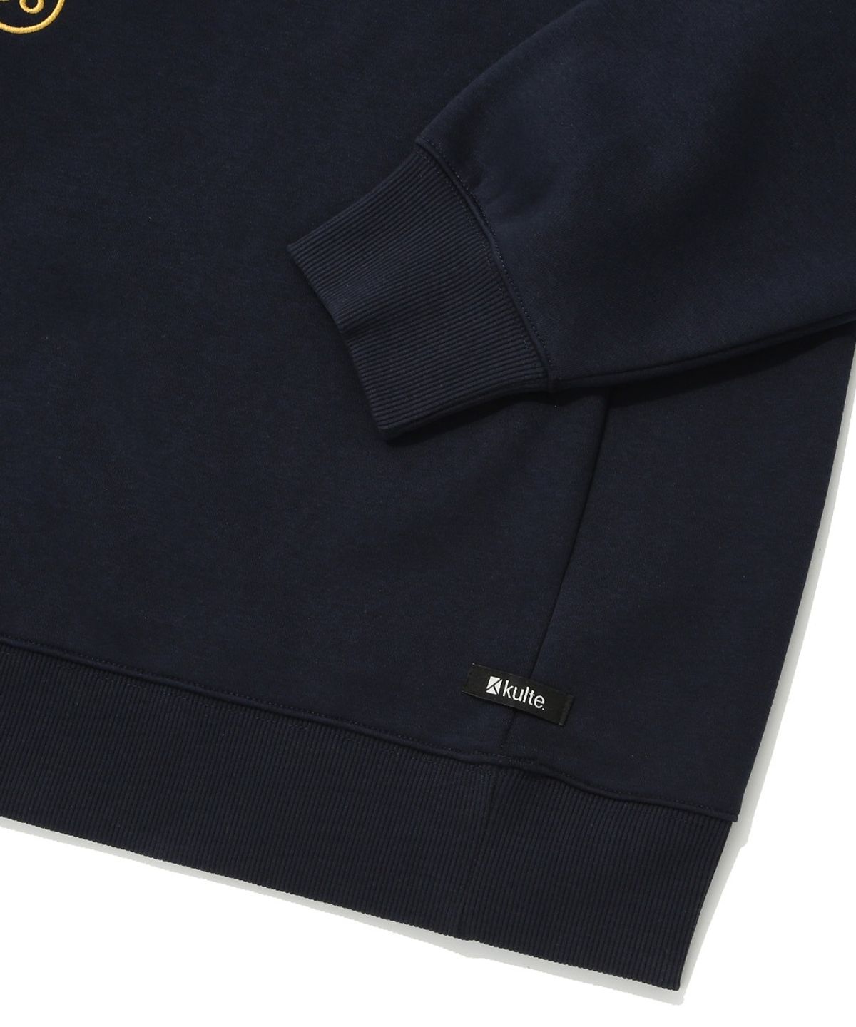 쿨트(KULTE) LETTERING CHAIN EMB CREWNECK_NAVY