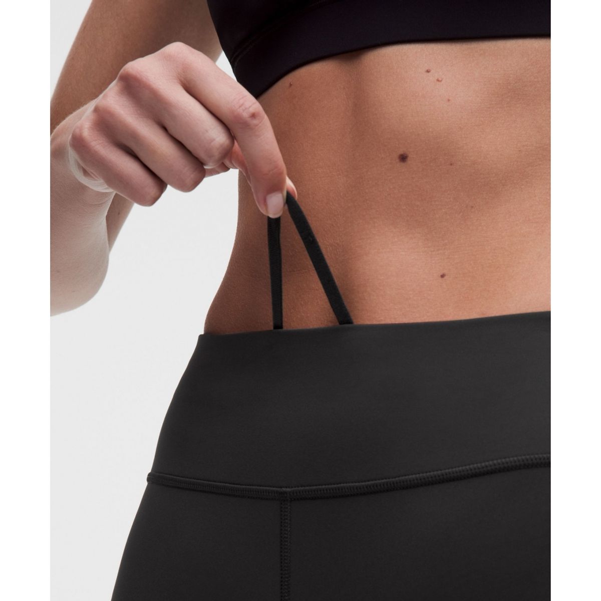 룰루레몬(LULULEMON) 패스트 앤 프리 식스 포켓 하이라이즈 쇼츠 8inch *업데이트 디자인