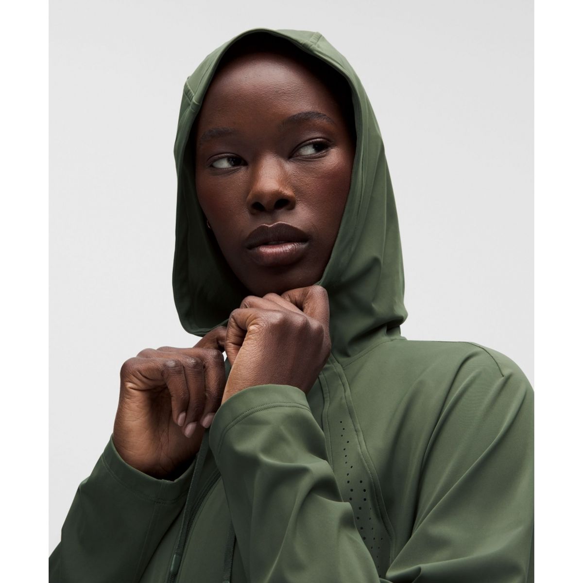 룰루레몬(LULULEMON) 슬릭 퍼포레이티드 러닝 재킷  SYEG
