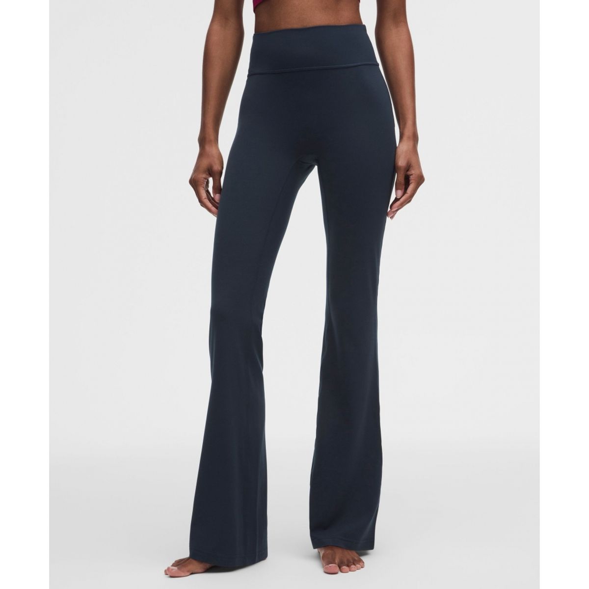 룰루레몬(LULULEMON) 그루브 노라인 하이라이즈 플레어드 팬츠  TRNV