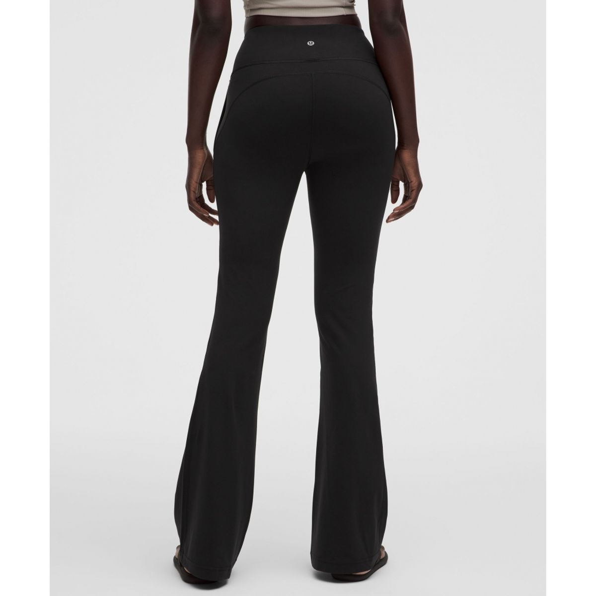 룰루레몬(LULULEMON) 그루브 하이라이즈 플레어드 팬츠 위드 포켓 32.5inch  BLK