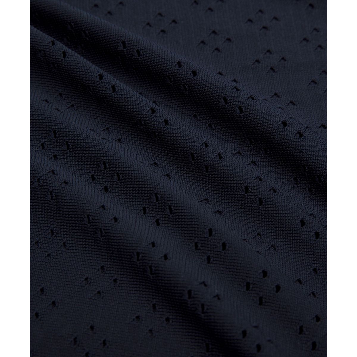 룰루레몬(LULULEMON) 스위프틀리 테크 크롭 라운드넥 탱크탑 2.0  JDTN WHT