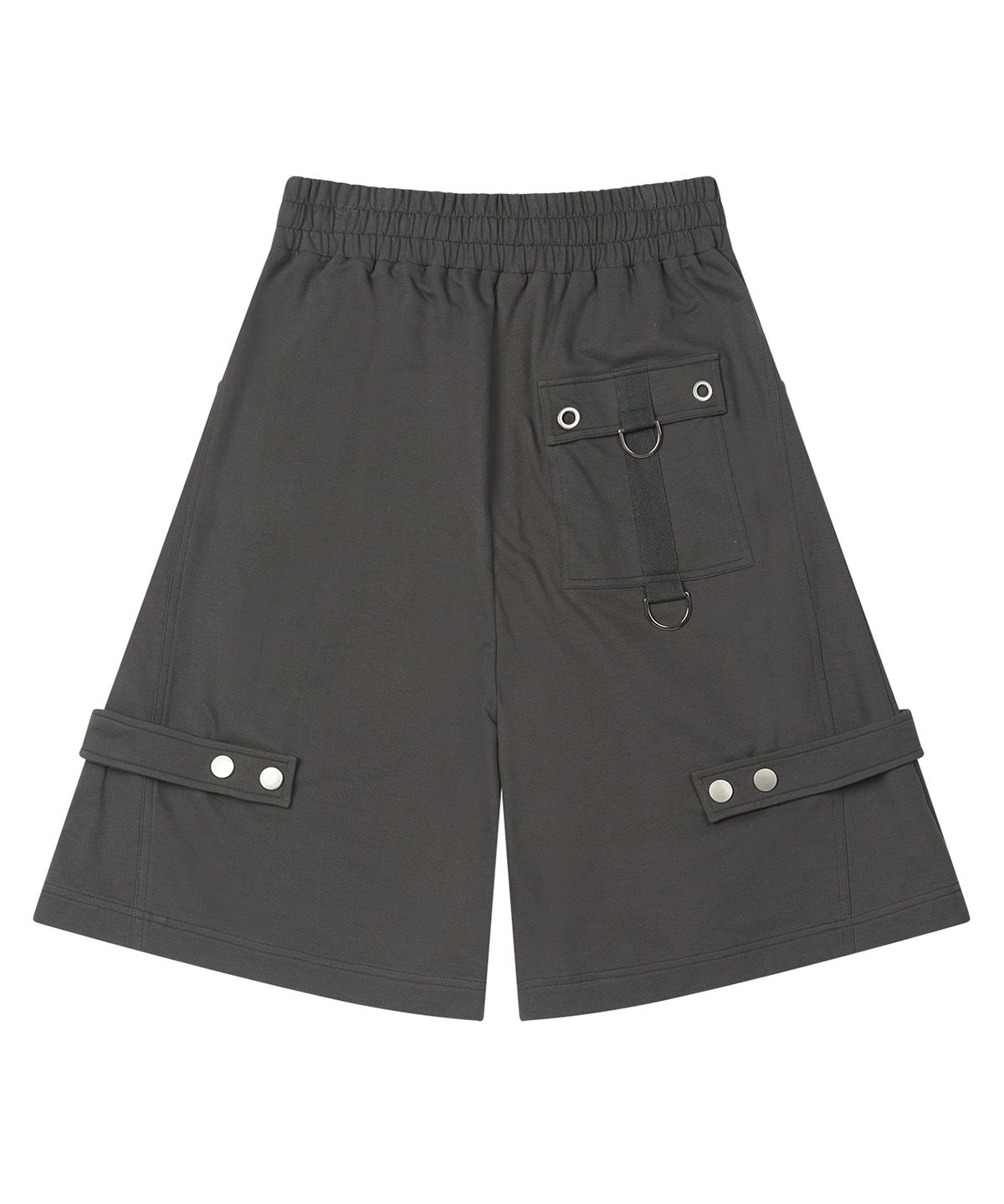 다이닛(DEINET) METAL DETAIL BERMUDA PANTS IN CHARCOAL