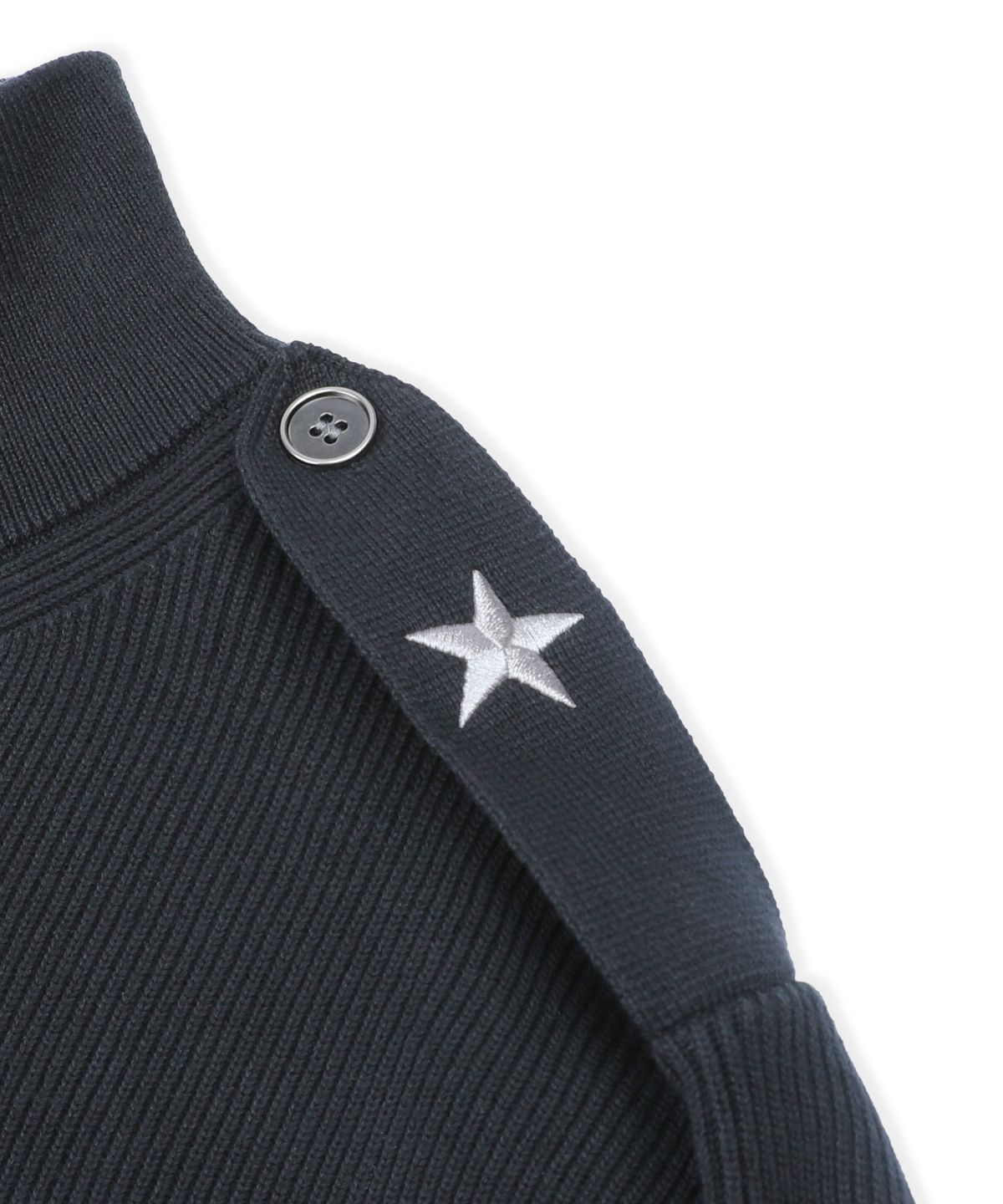 엑스톤즈(XTONZ) XTK183 숄더 탭 하이넥 크롭 니트 집업 (BLACK)