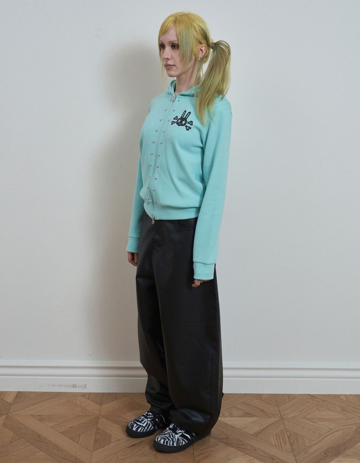 셋업이엑스이(SETUP-EXE) SKULL RABBIT SLIM HOODIE ZIP-UP / MINT