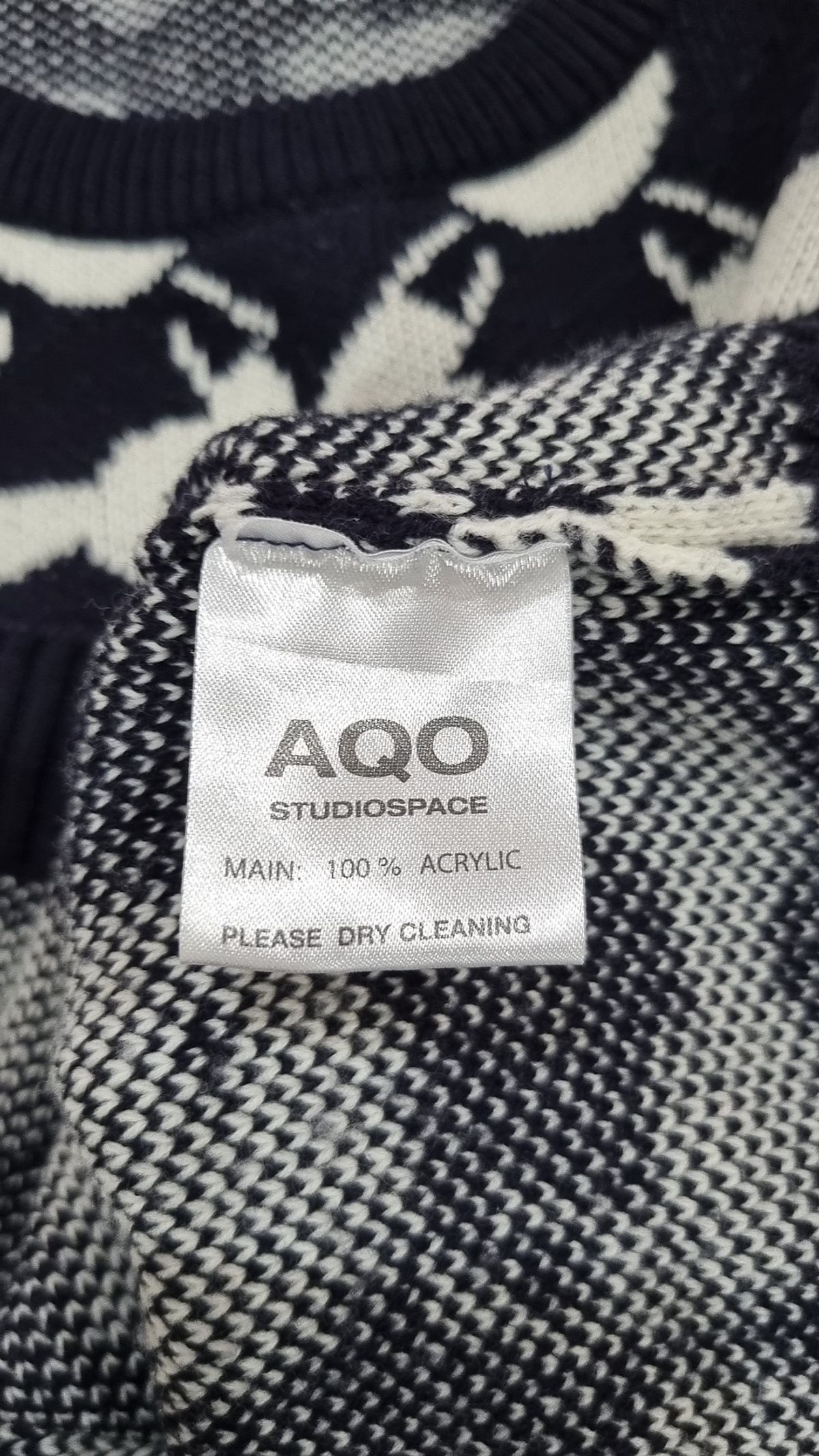 아코스튜디오스페이스(AQOSTUDIOSPACE) 베스트 L