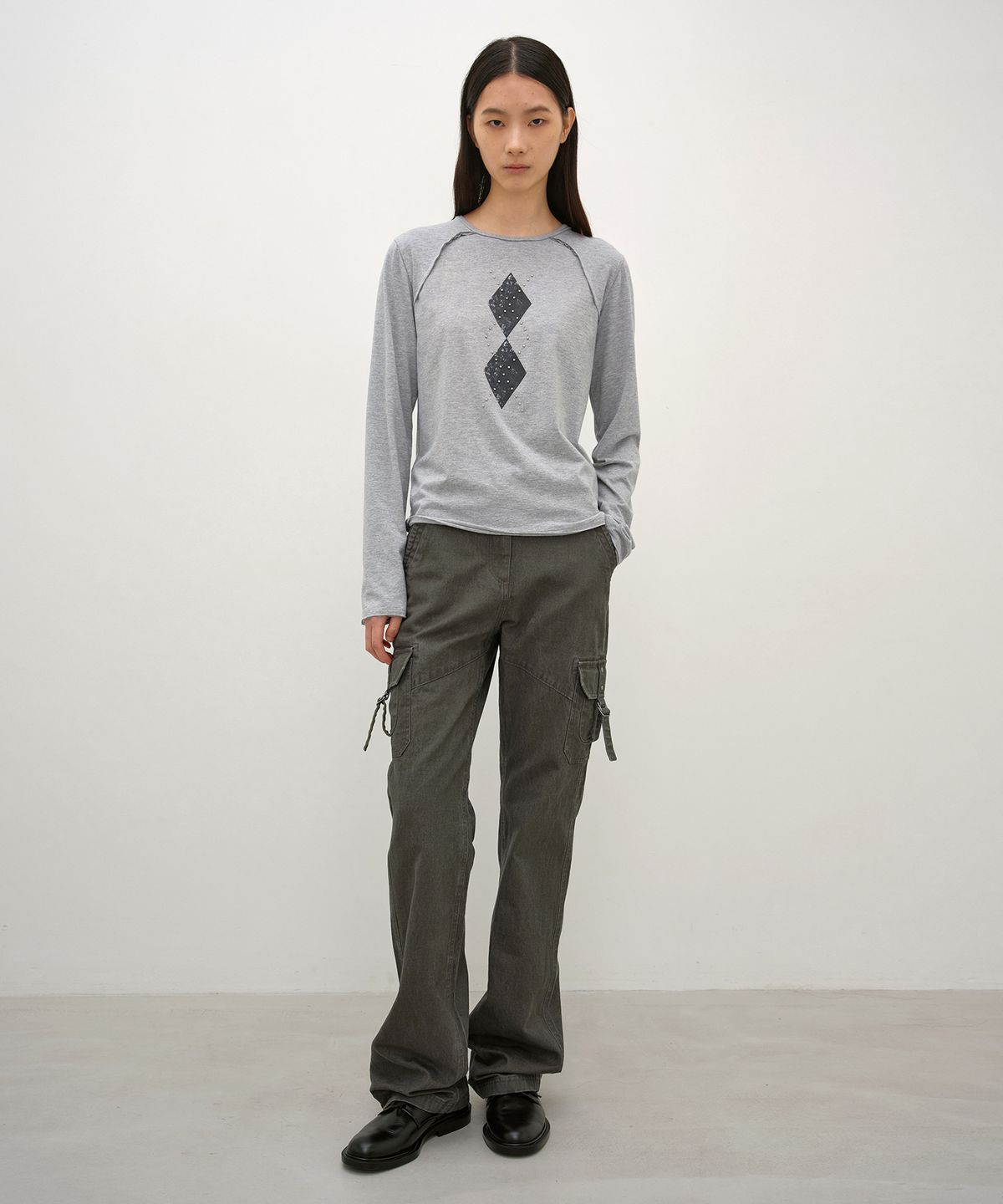 인사일런스 우먼(INSILENCE WOMEN) 아가일 핫픽스 롱슬리브 MELANGE GREY