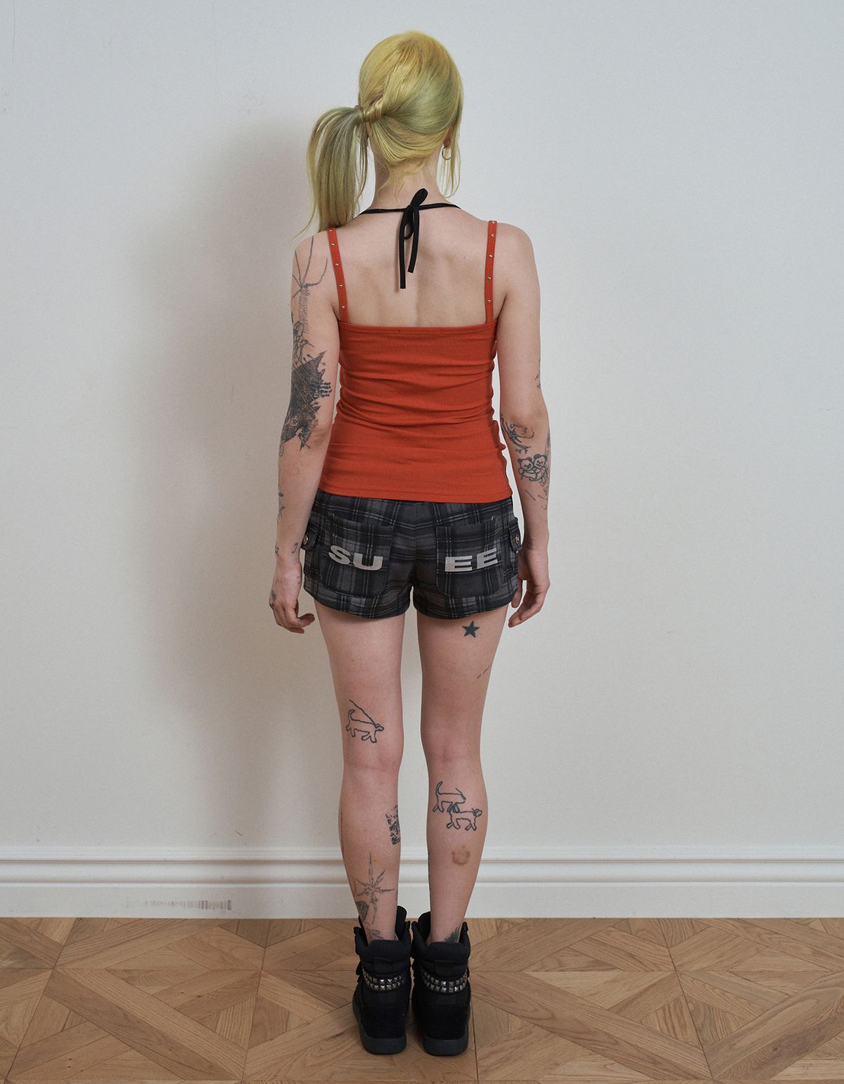 셋업이엑스이(SETUP-EXE) SU EE STUDDED SLEEVELESS / RED