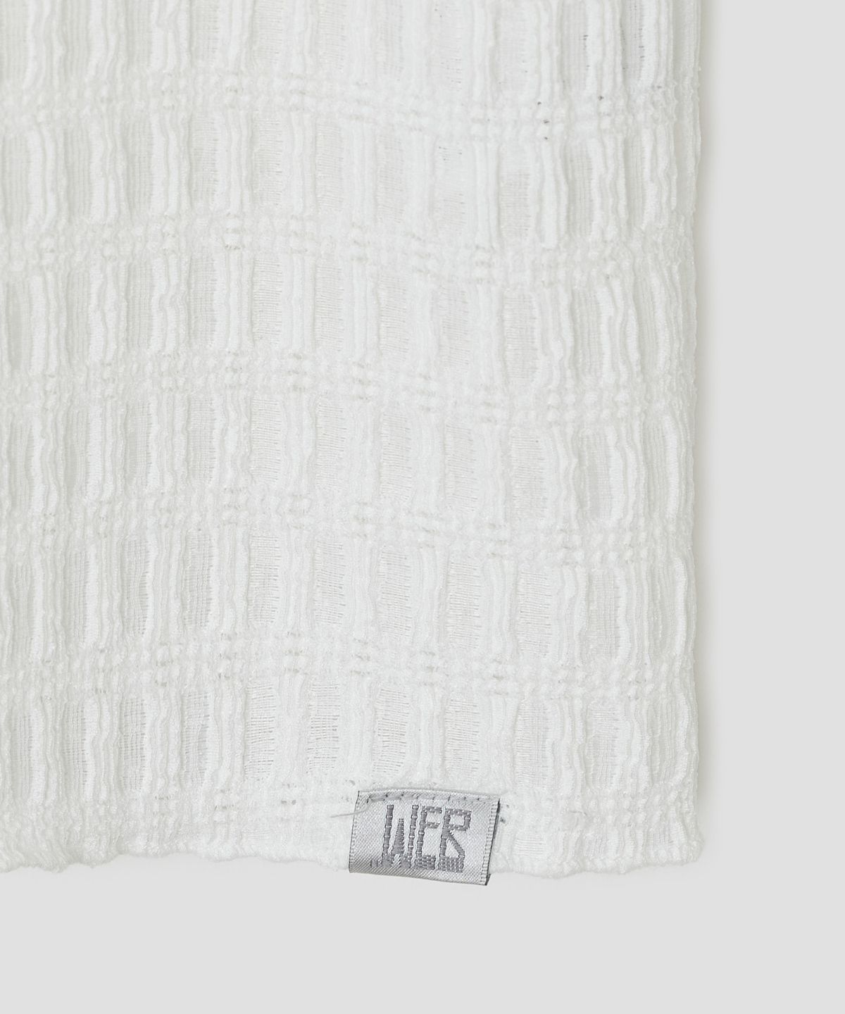 타입서비스(TYPESERVICE) Textured Mock Neck Top [White]