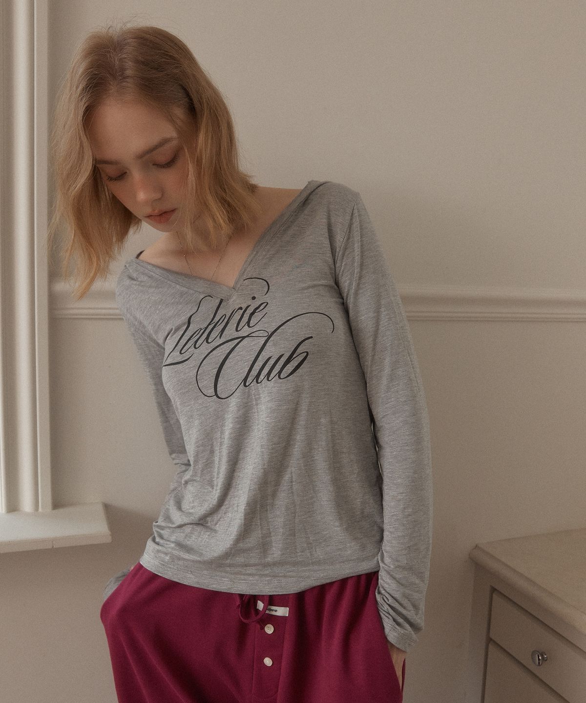 레터리(LETERIE) CLUB V-NECK HOODIE_GREY