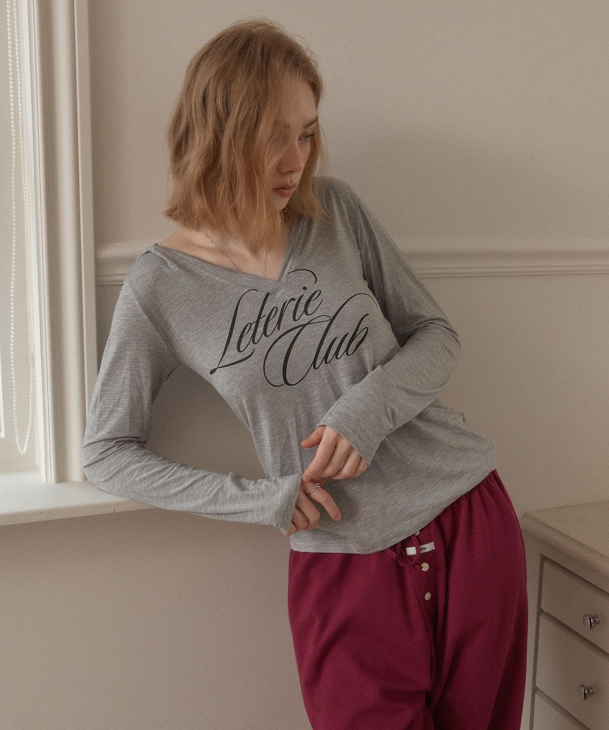 레터리(LETERIE) CLUB V-NECK HOODIE_GREY