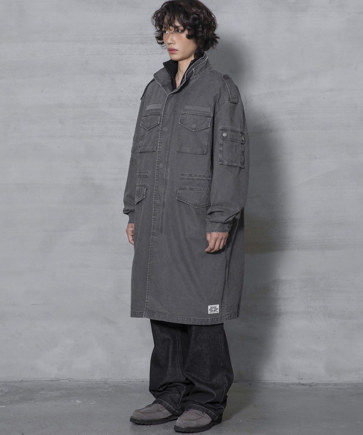 엑스톤즈(XTONZ) XJ143 밀리터리 빈티지 워싱 롱 M-65 필드 자켓 (CHARCOAL)