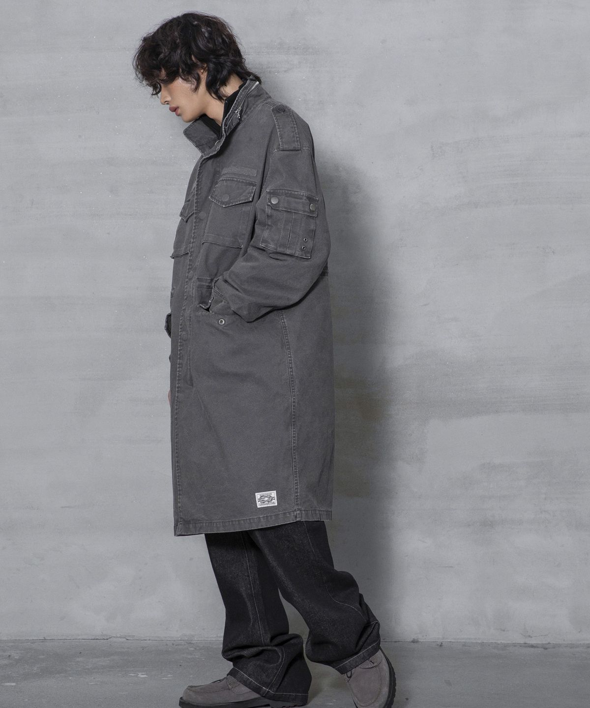 엑스톤즈(XTONZ) XJ143 밀리터리 빈티지 워싱 롱 M-65 필드 자켓 (CHARCOAL)
