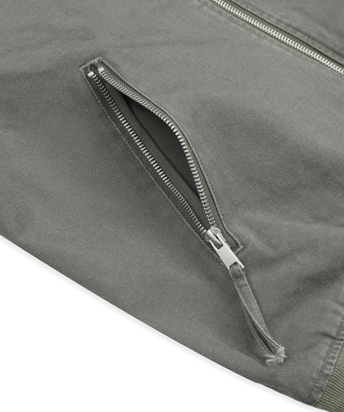 엑스톤즈(XTONZ) XJ141 멀티 지퍼 크롭 MA-1 자켓 (KHAKI)