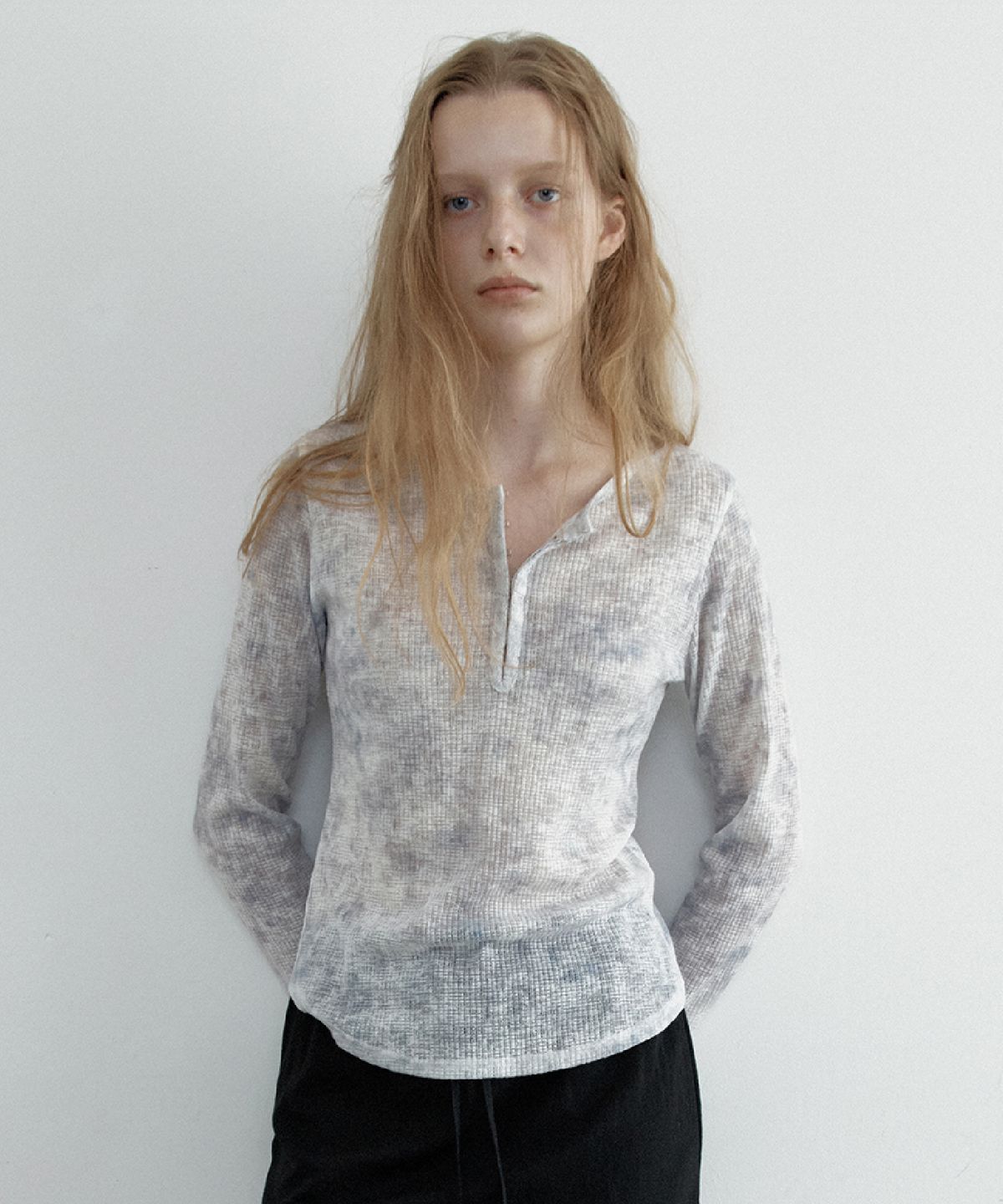 토아베(TOAVE) Pond Floral Hook T-Shirt (Blue gray)