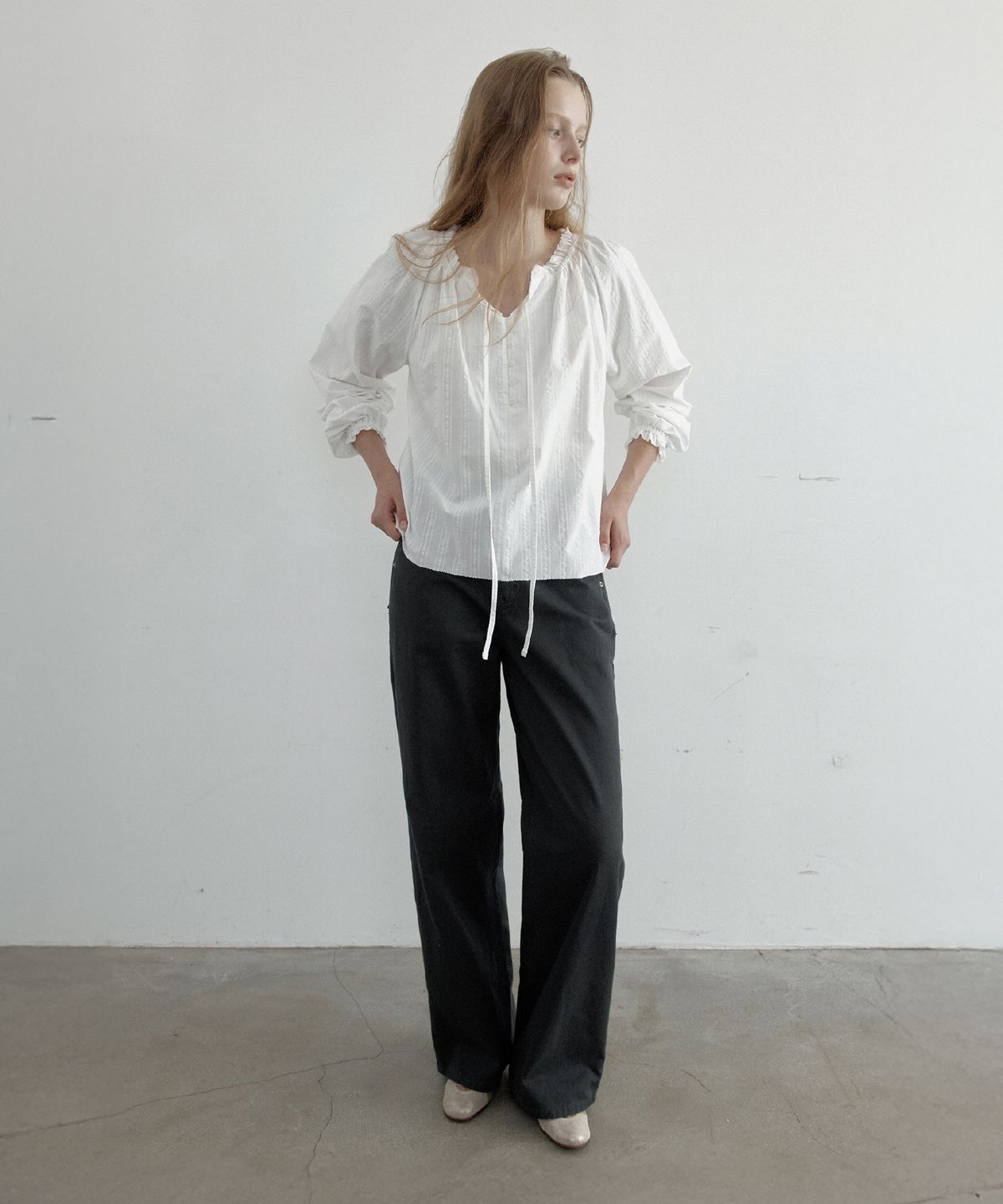 토아베(TOAVE) Back Pocket Cotton Wide Pants (Charcoal)