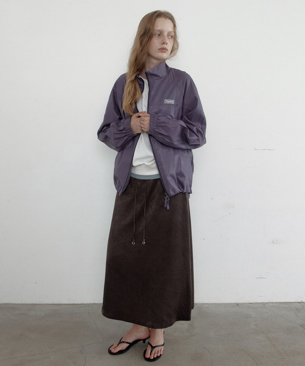 토아베(TOAVE) Linz Satin Long Skirt (Brown)
