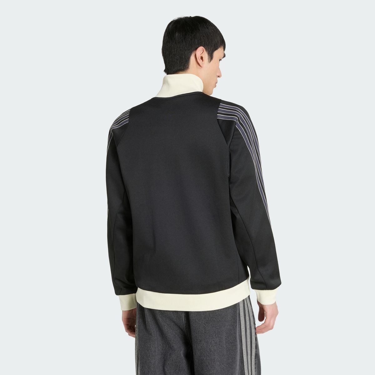 아디다스(ADIDAS) 스태디움 레귤러 핏 피케 트랙 탑 KV5898