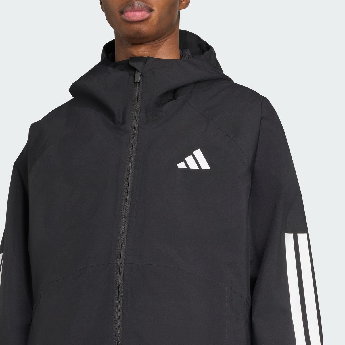 아디다스(ADIDAS) 에센셜 클라이마프루프 3-스트라이프 후디드 재킷 JM1056