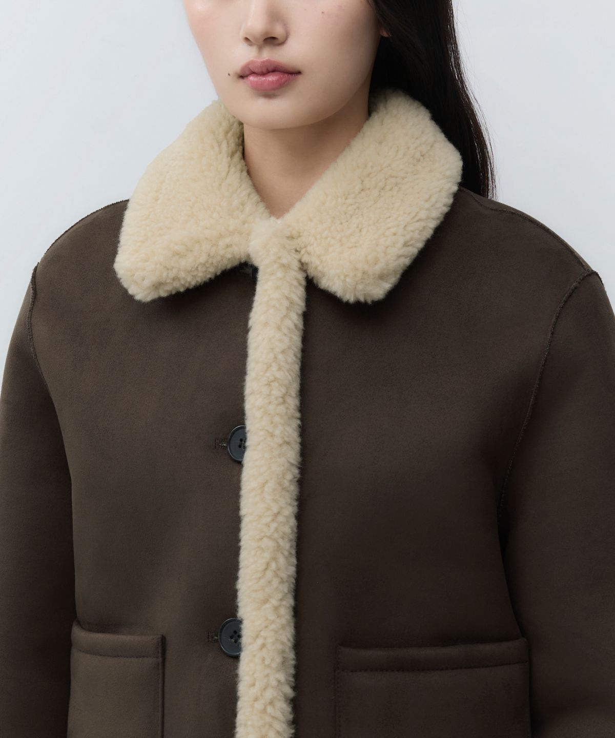 무신사 스탠다드 우먼(MUSINSA STANDARD WOMAN) 우먼즈 리버서블 신세틱 스웨이드 시어링 재킷 [브라운]