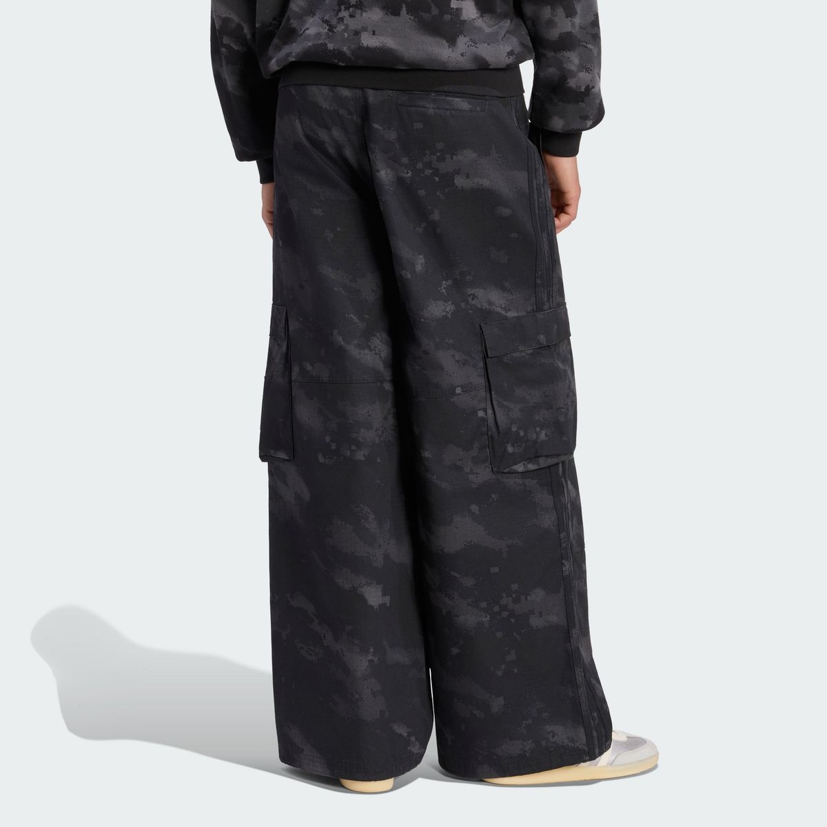 아디다스(ADIDAS) 카모 팬츠 IA5936