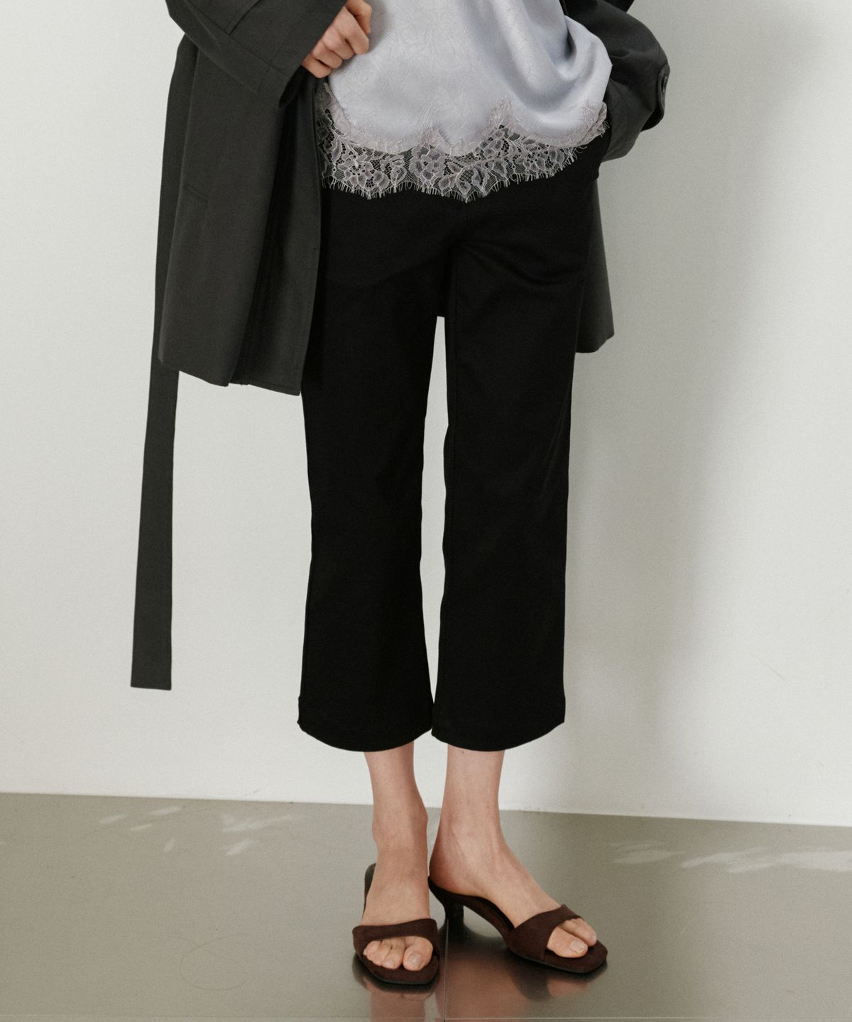 유라고(URAGO) Classic capri pants_2colors