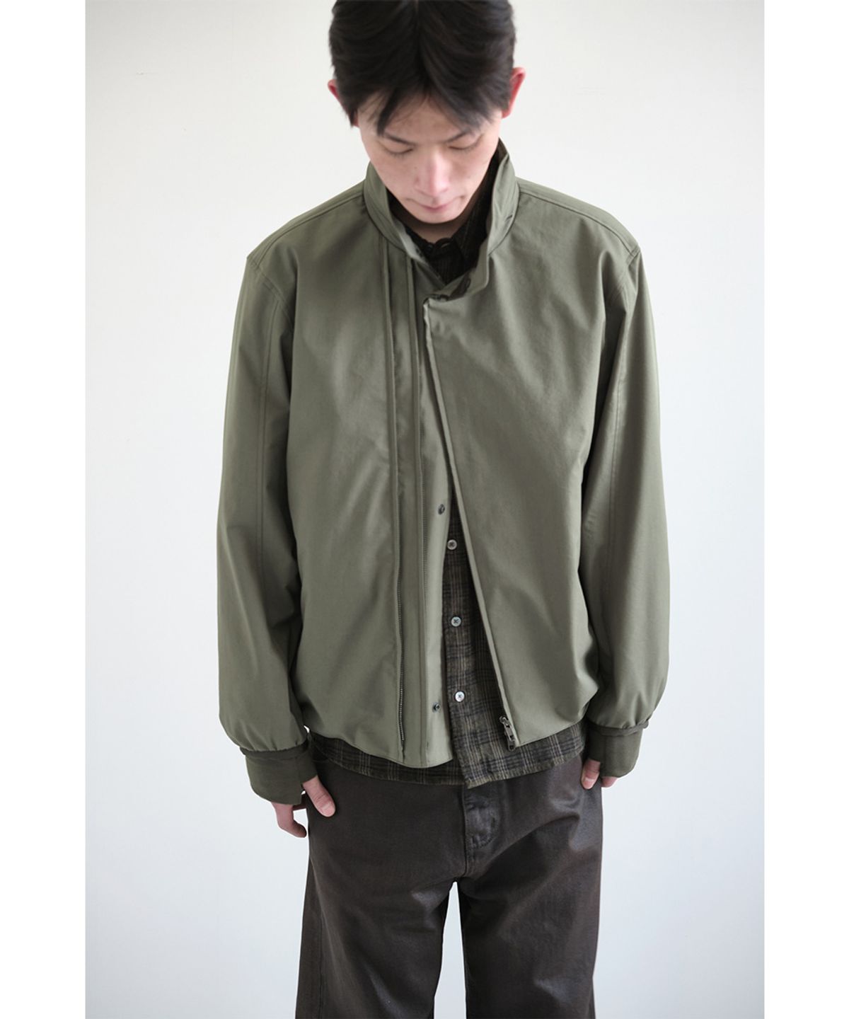 해칭룸(HATCHINGROOM) Diagonal Zip Jacket V2 Olive