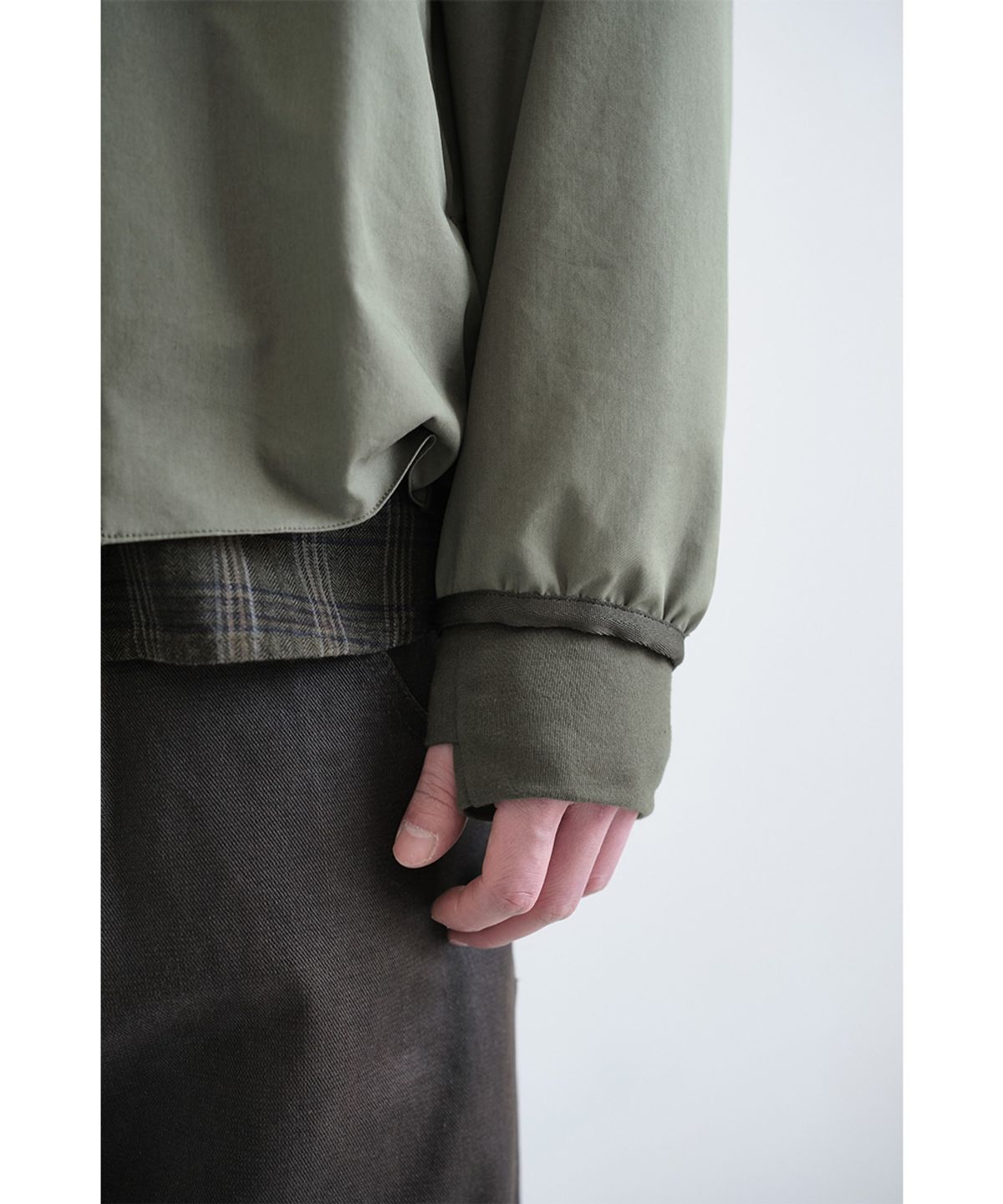 해칭룸(HATCHINGROOM) Diagonal Zip Jacket V2 Olive