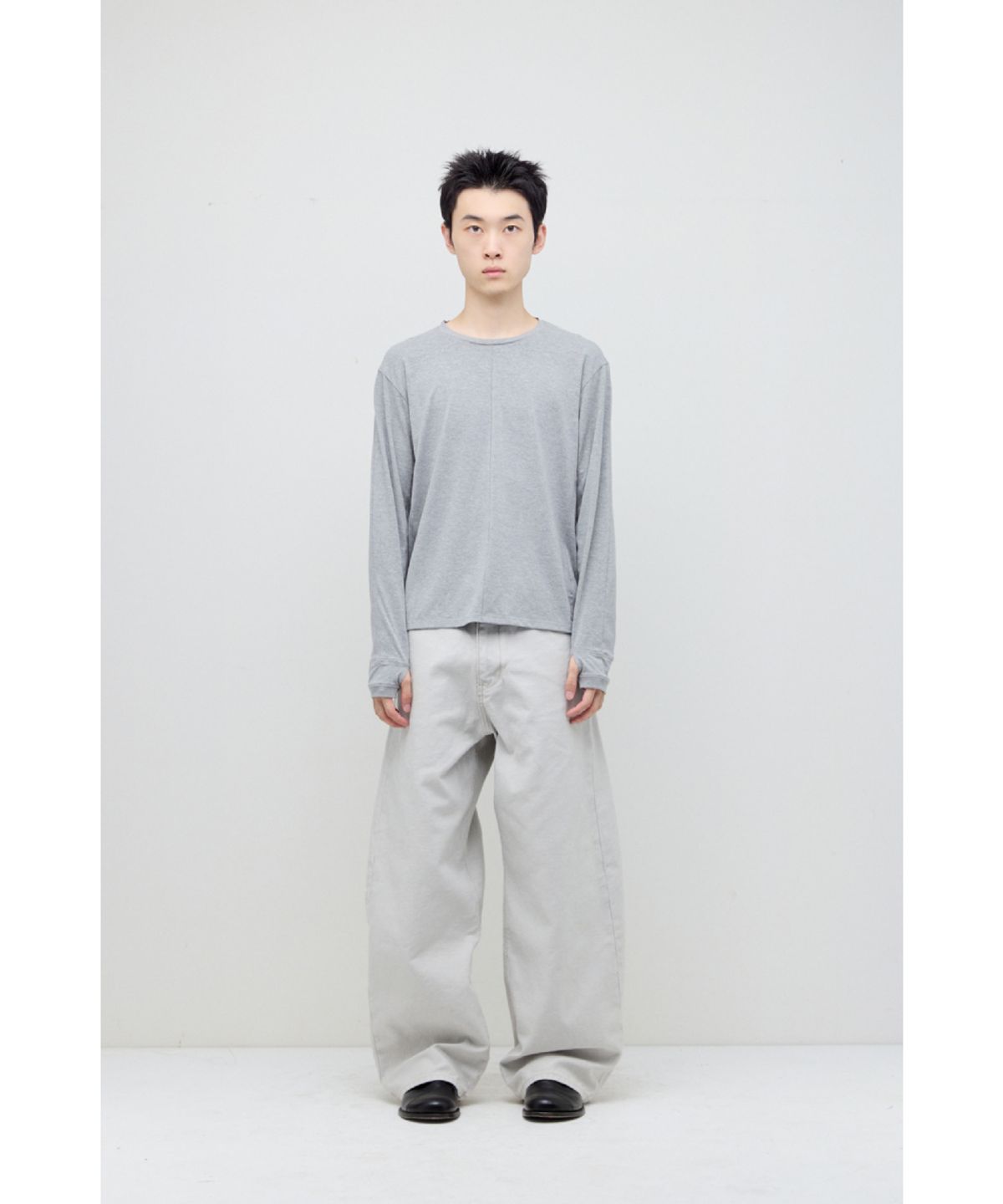 해칭룸(HATCHINGROOM) Inner Tee M.Grey
