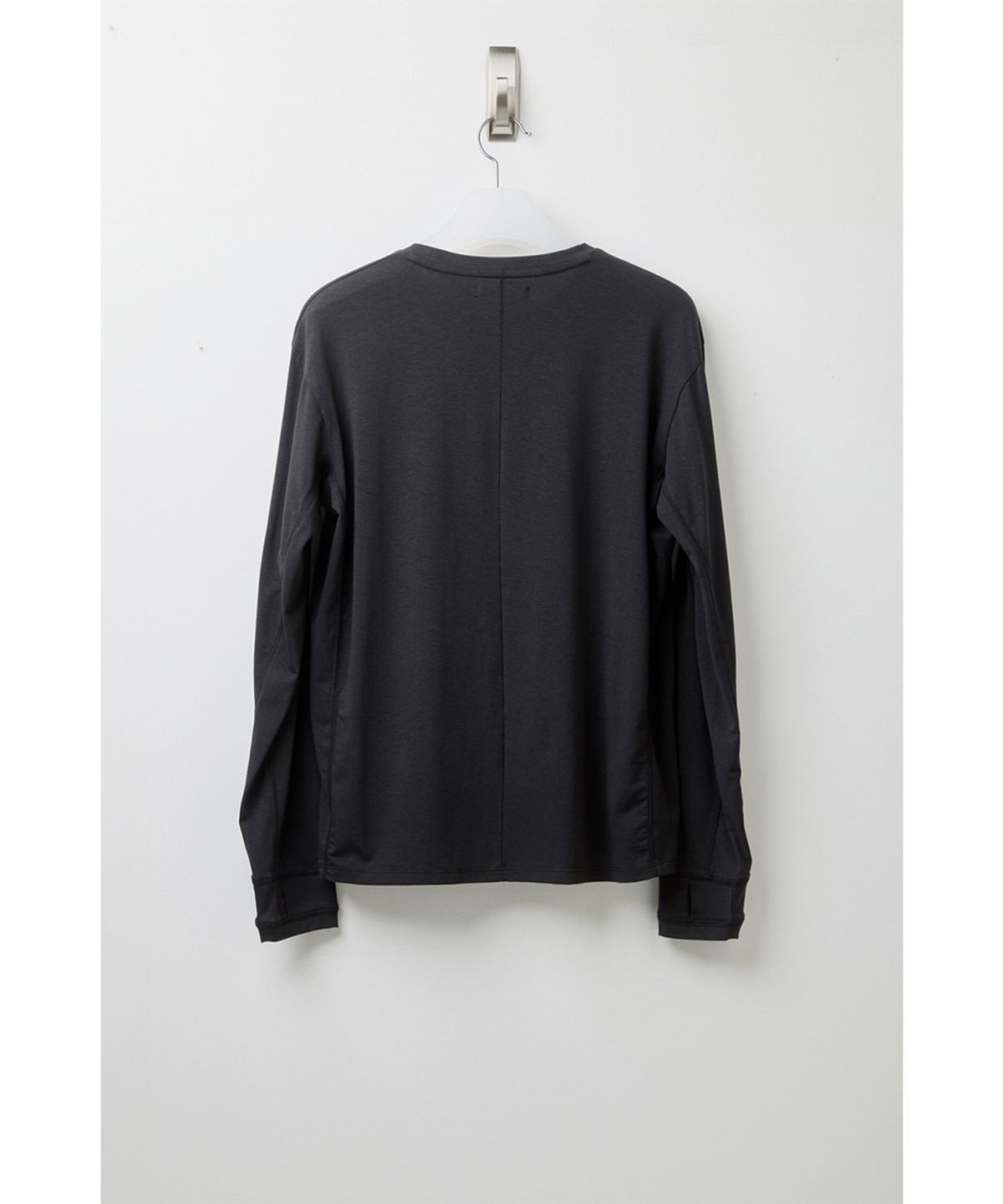 해칭룸(HATCHINGROOM) Inner Tee Black