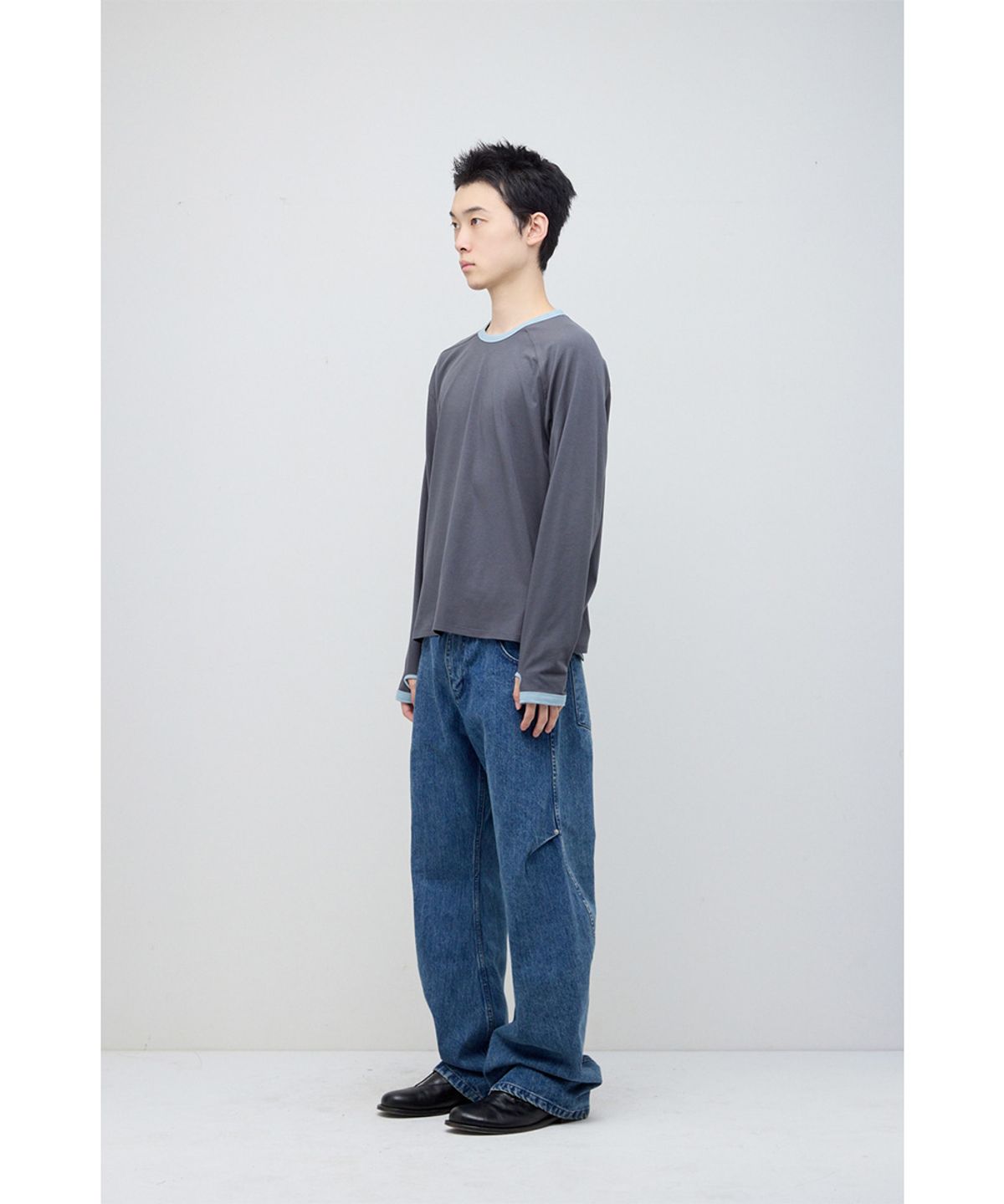 해칭룸(HATCHINGROOM) Silket Ringer Tee Graphite