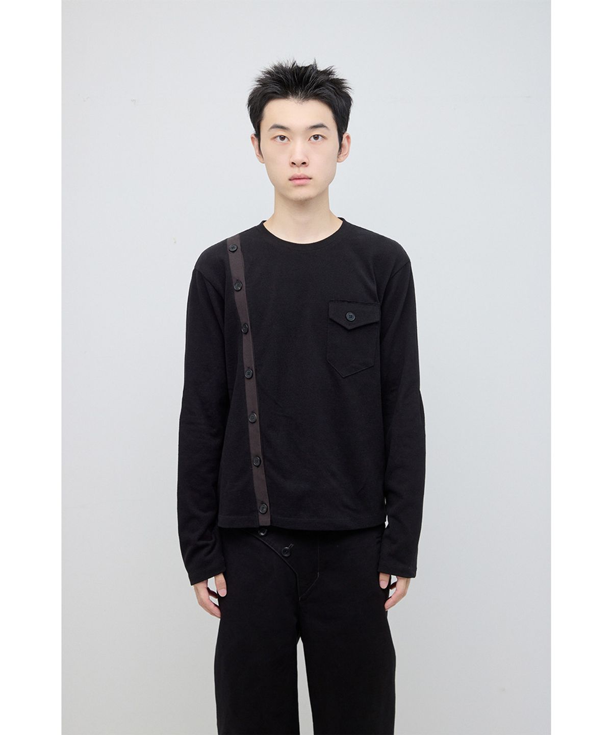 해칭룸(HATCHINGROOM) Volume Tee Black