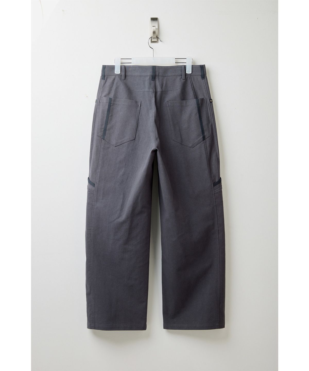해칭룸(HATCHINGROOM) Sequence Pants Blue Charcoal