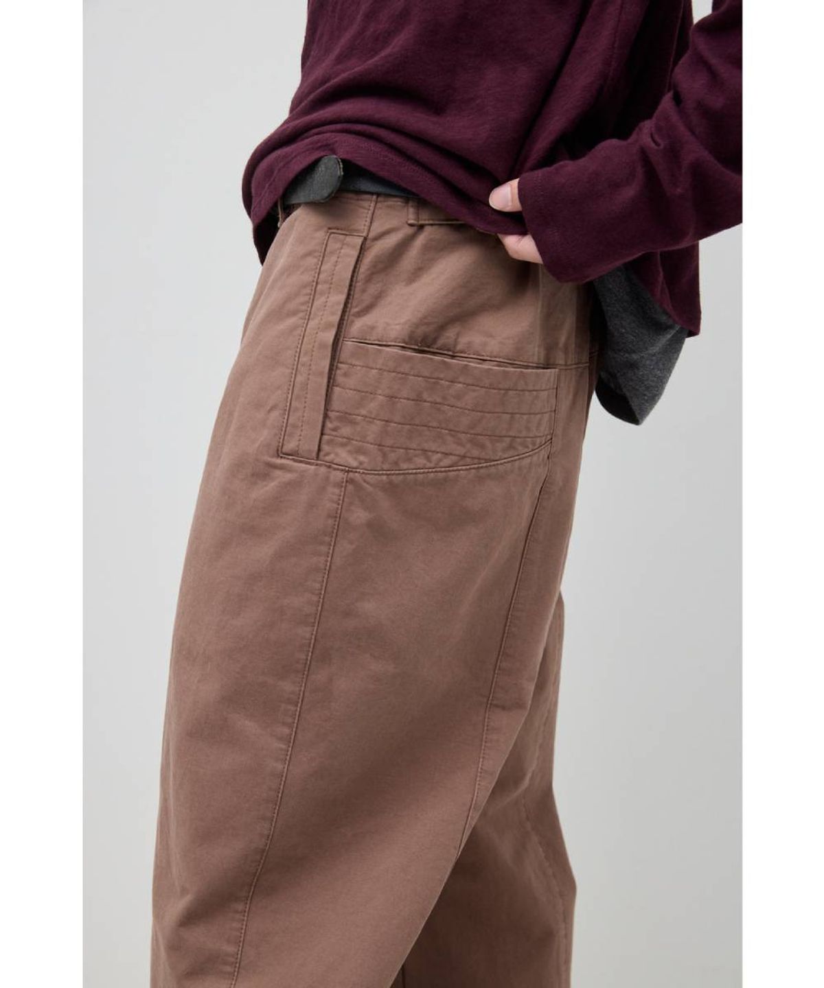 해칭룸(HATCHINGROOM) Flap Trousers Rose Brown