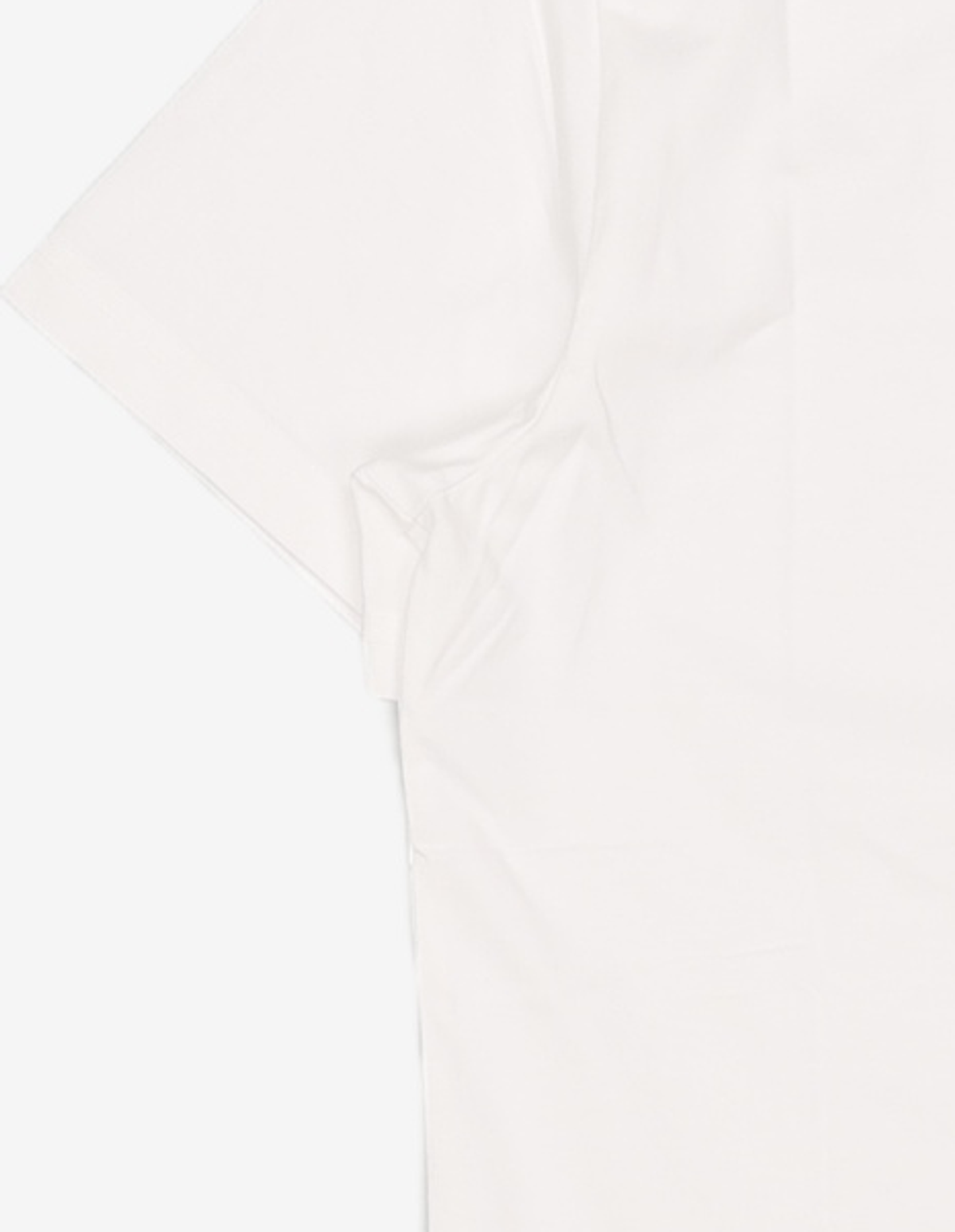 게스(GUESS) 3color 라운드넥 미니 삼각로고 반팔티 MQ2K6451 M