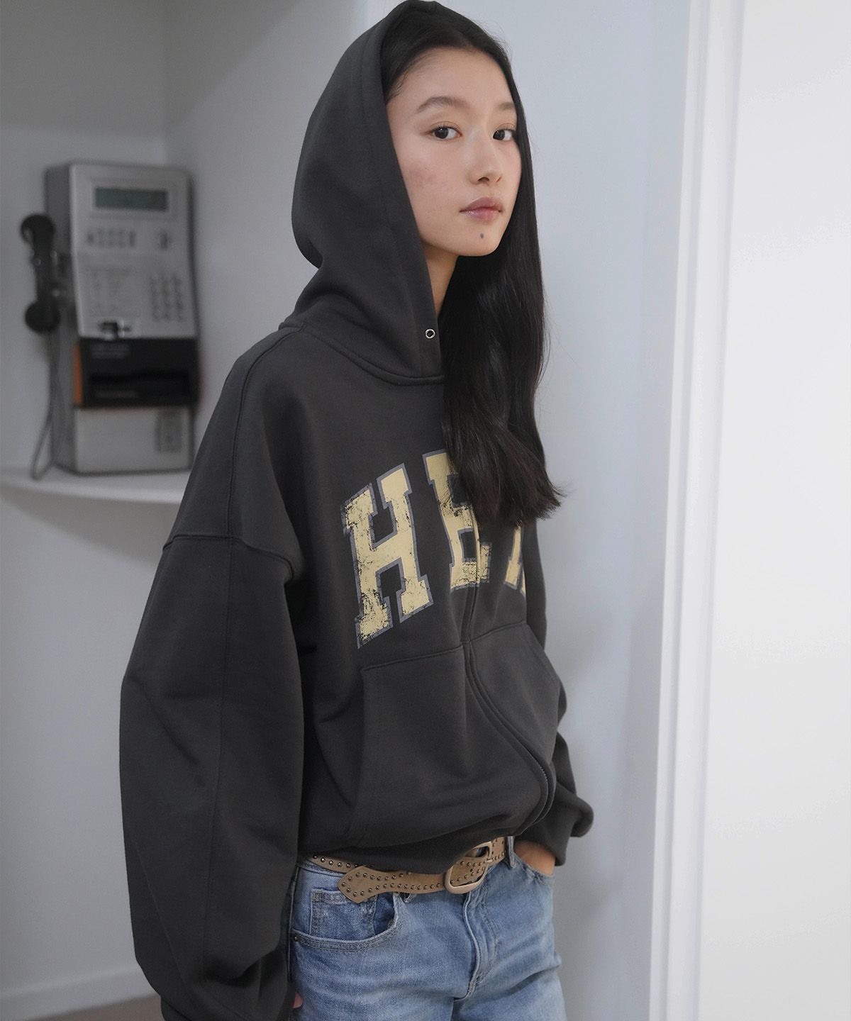 히어리(HEEARI) HER 오버사이즈 후드집업_차콜